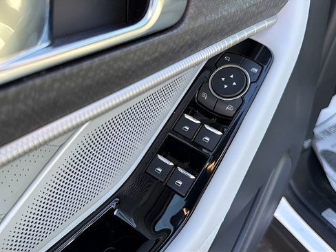 New 2026 Ford Explorer Platinum w/ LUX Leather Package image 27