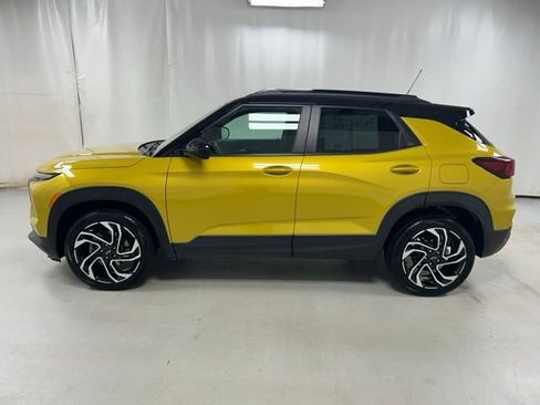 Used 2024 Chevrolet TrailBlazer RS w/ Convenience Package image 8