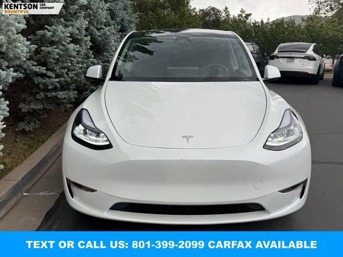 Used 2024 Tesla Model Y Long Range AWD/4WD image 2