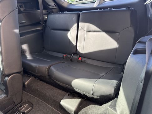 Used 2022 Mitsubishi Outlander SE image 11