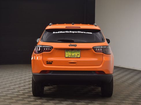 New 2026 Jeep Compass Latitude image 11