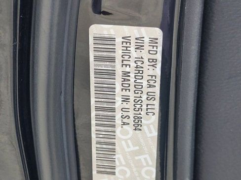 Used 2025 Dodge Durango GT AWD/4WD image 34