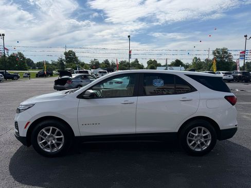 Used 2023 Chevrolet Equinox LS w/ LS Convenience Package FWD image 8