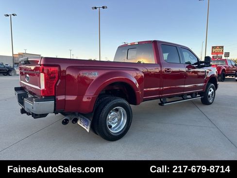 Used 2017 Ford F350 Lariat w/ FX4 Off-Road Package image 23