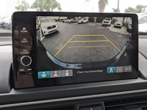 New 2025 Honda Pilot Touring image 22