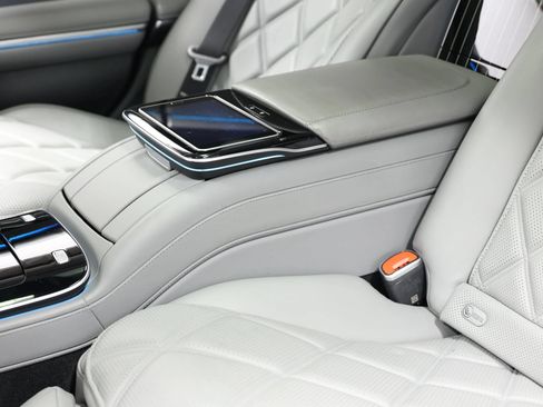 Used 2021 Mercedes-Benz Maybach S 580 4MATIC image 62