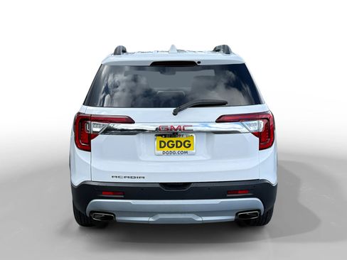 Used 2023 GMC Acadia SLT image 4
