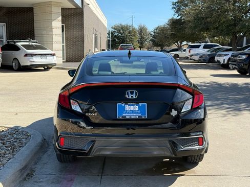 Used 2019 Honda Civic EX image 4