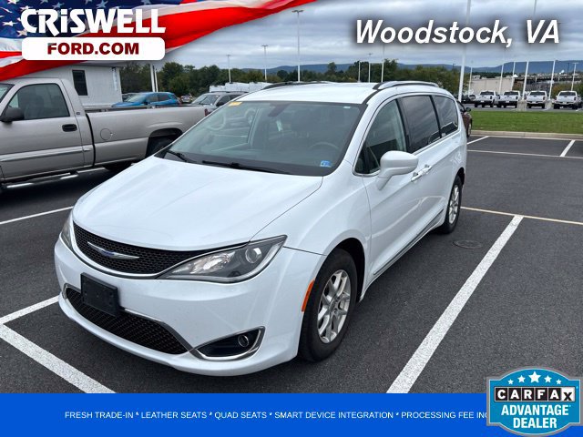 Used 2020 Chrysler Pacifica Touring-L FWD image 1