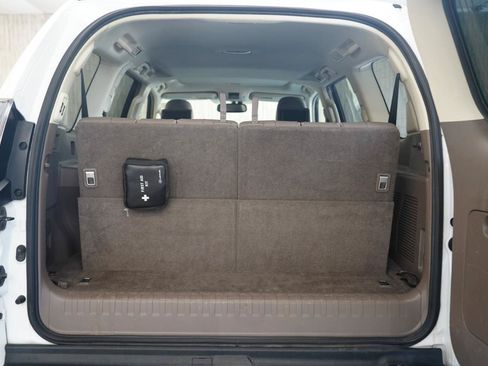 Used 2014 Lexus GX 460 Luxury AWD/4WD image 43