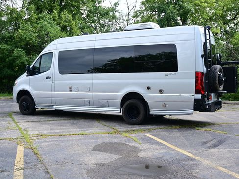 Used 2020 Mercedes-Benz Sprinter 3500 image 6
