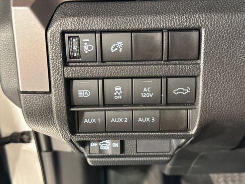 Used 2024 Toyota Tacoma TRD Off-Road w/ TRD Off Road Premium Package AWD/4WD image 14