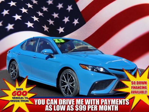 Certified 2023 Toyota Camry SE image 1