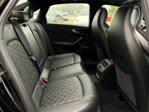 Used 2019 Audi S4 Premium Plus w/ Premium Plus Package image 28