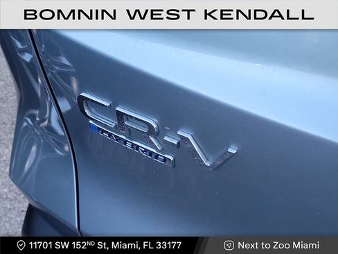 Used 2023 Honda CR-V Sport Touring image 6