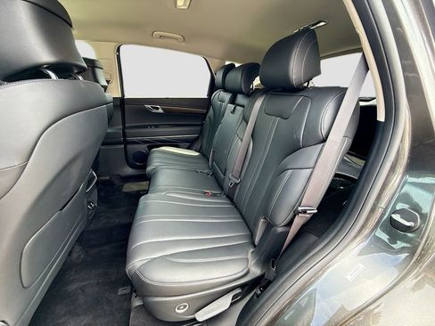 Used 2024 Genesis GV80 2.5T AWD/4WD image 21