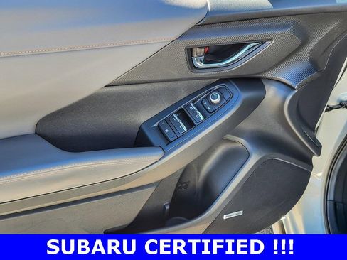 Used 2024 Subaru Crosstrek 2.5i Limited w/ Crosstrek Mirror Package image 13