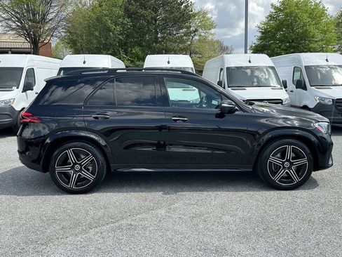 Certified 2025 Mercedes-Benz GLE 450 4MATIC image 9