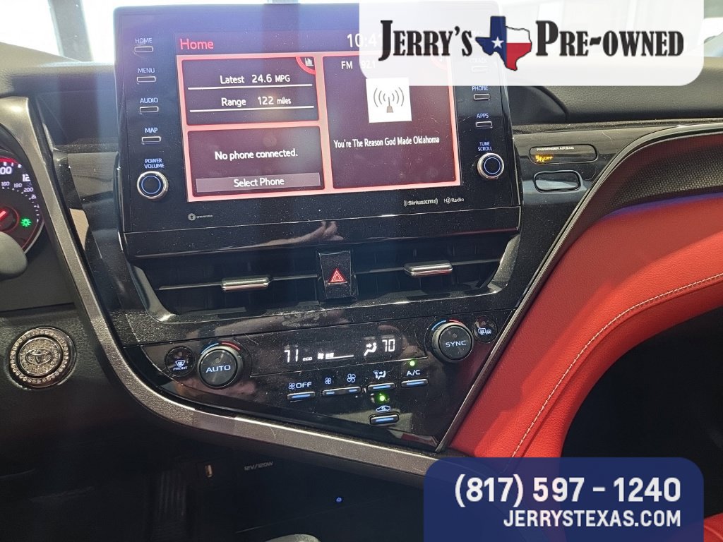 Used 2021 Toyota Camry XSE FWD image 11