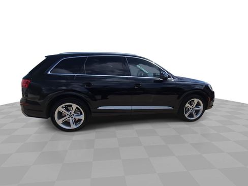 Used 2019 Audi Q7 3.0T Prestige w/ Prestige Package AWD/4WD image 9
