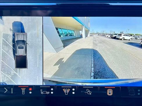 Used 2025 GMC Sierra 2500 Denali Ultimate image 15