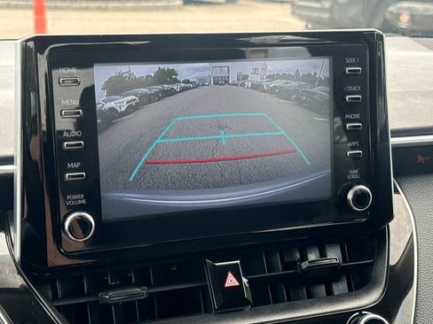 Used 2020 Toyota Corolla LE FWD image 22