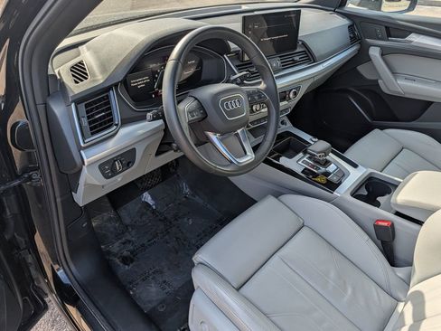 Used 2025 Audi Q5 2.0T Premium image 19