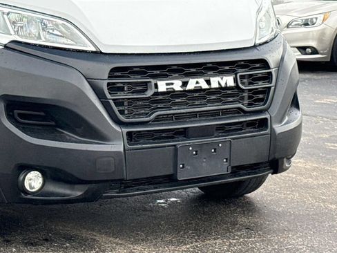 Used 2023 RAM ProMaster 2500 w/ Convenience Group FWD image 5