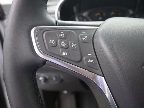 Used 2023 Chevrolet Equinox Premier AWD/4WD image 30
