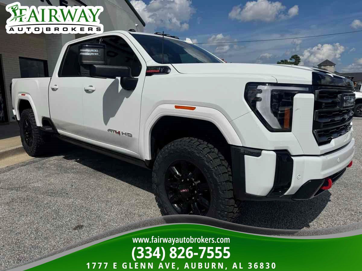 Used 2024 GMC Sierra 2500 AT4 w/ AT4 Premium Plus Package AWD/4WD image 4