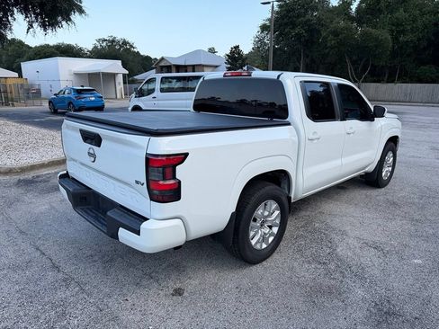 Used 2022 Nissan Frontier SV RWD image 7