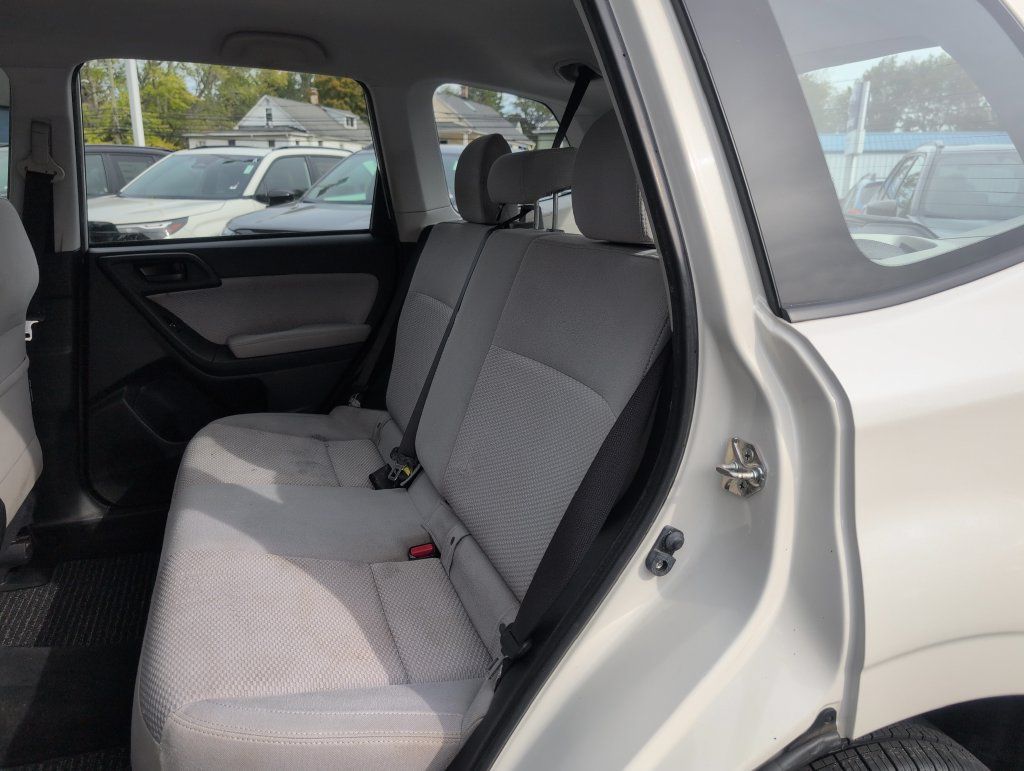 Used 2018 Subaru Forester 2.5i w/ Alloy Wheel Package AWD/4WD image 31