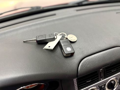 Used 2001 Mercedes-Benz SLK 230 image 16