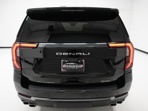 Used 2025 GMC Yukon Denali Ultimate image 5