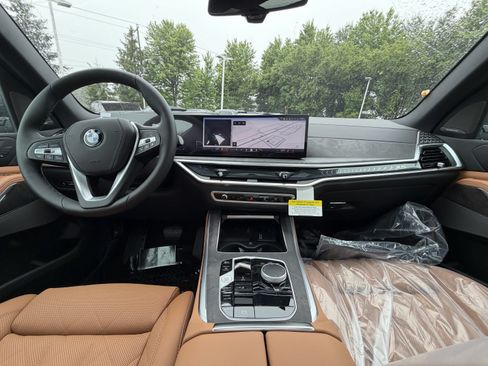 New 2026 BMW X5 xDrive40i AWD/4WD image 17