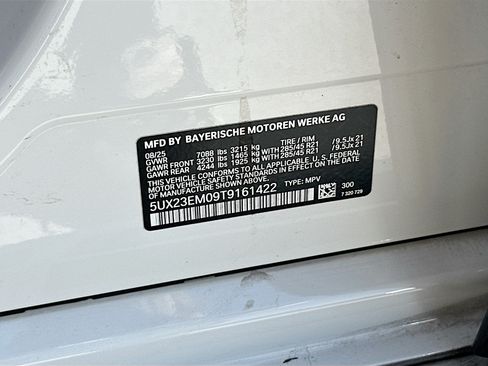 Used 2026 BMW X7 xDrive40i AWD/4WD image 35