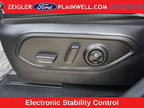 Used 2022 Jeep Grand Cherokee Trailhawk w/ ADV Protech Group II AWD/4WD image 19