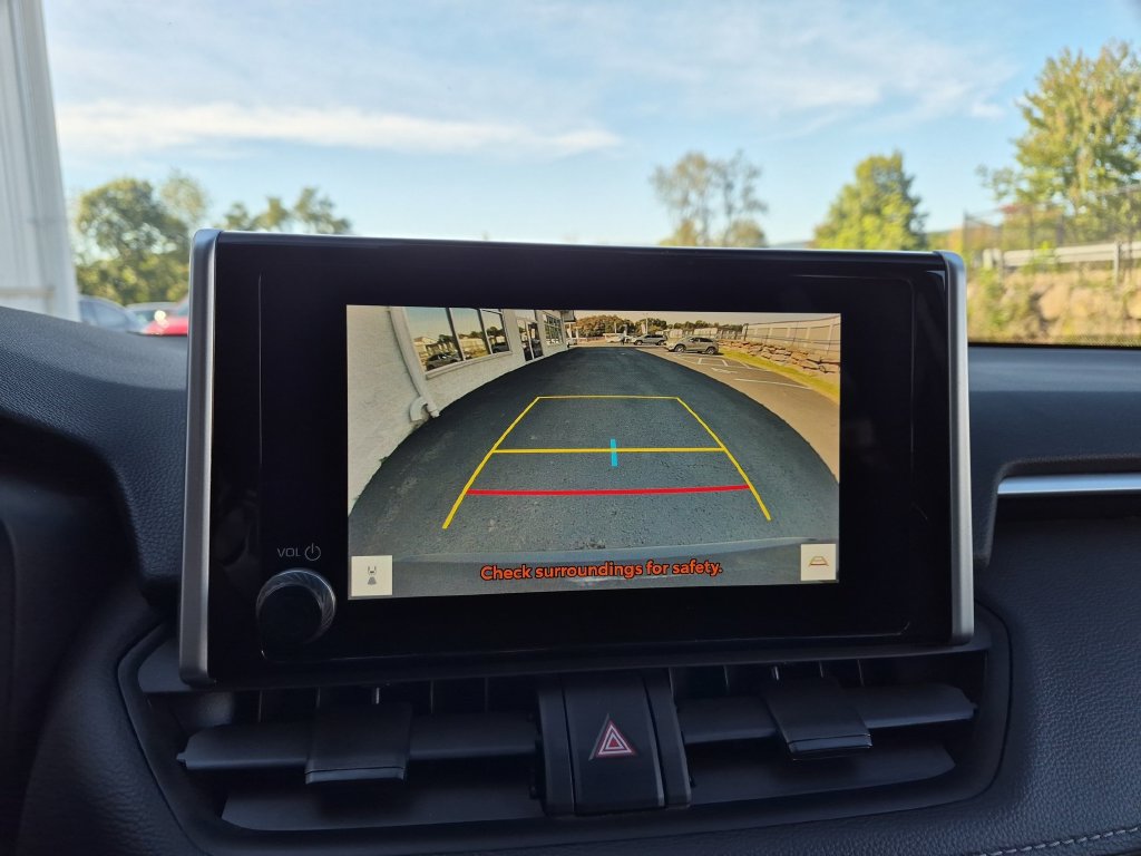 Used 2025 Toyota RAV4 XLE w/ Convenience Package AWD/4WD image 27