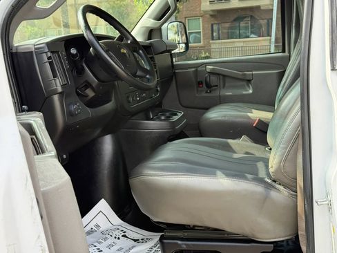 Used 2020 Chevrolet Express 2500 Extended w/ Driver Convenience Package RWD image 16