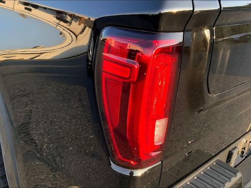 Used 2023 GMC Sierra 1500 AT4 w/ AT4 Premium Package AWD/4WD image 27