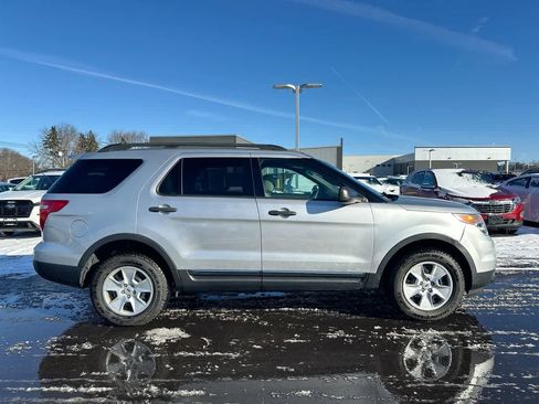 Used 2013 Ford Explorer 4WD w/ Class III Trailer Tow Pkg image 14