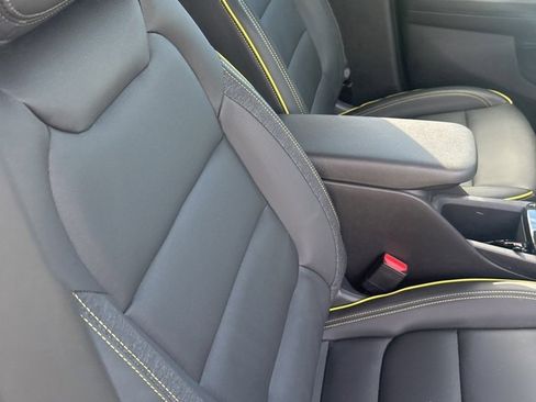 Used 2025 Chevrolet TrailBlazer ACTIV w/ Driver Confidence Package image 35