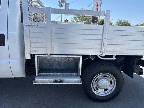 Used 2013 Ford F250 XL RWD image 7
