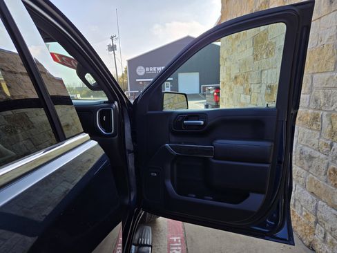 Used 2021 Chevrolet Silverado 1500 LTZ w/ LTZ Premium Texas Edition image 7