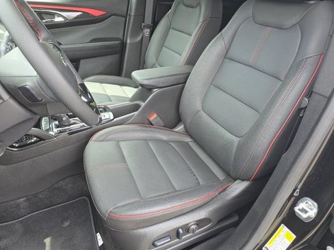 Used 2025 Chevrolet TrailBlazer RS w/ Convenience Package AWD/4WD image 25