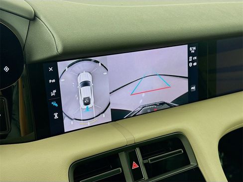 Used 2023 Porsche Taycan image 19