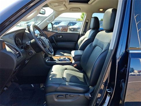 Used 2024 Nissan Armada SL w/ Captain's Chairs Package image 14