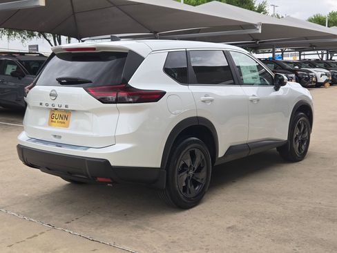 New 2026 Nissan Rogue SV FWD image 3