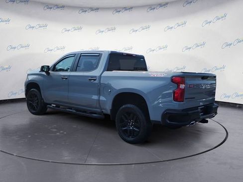 Used 2024 Chevrolet Silverado 1500 Custom Trail Boss w/ LPO, Dark Essentials Package image 3