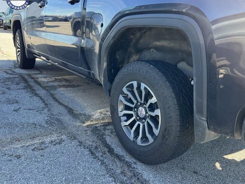 Used 2023 GMC Sierra 1500 AT4 w/ Technology Package image 5